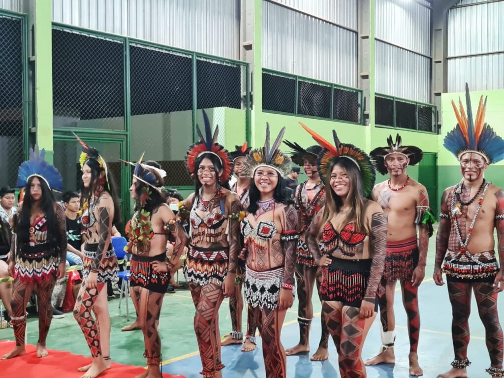 Semana dos povos indígenas enaltece diversidade cultural em Amambai