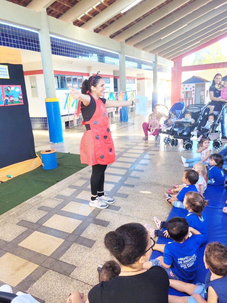 A importância da contação de histórias na Educação Infantil