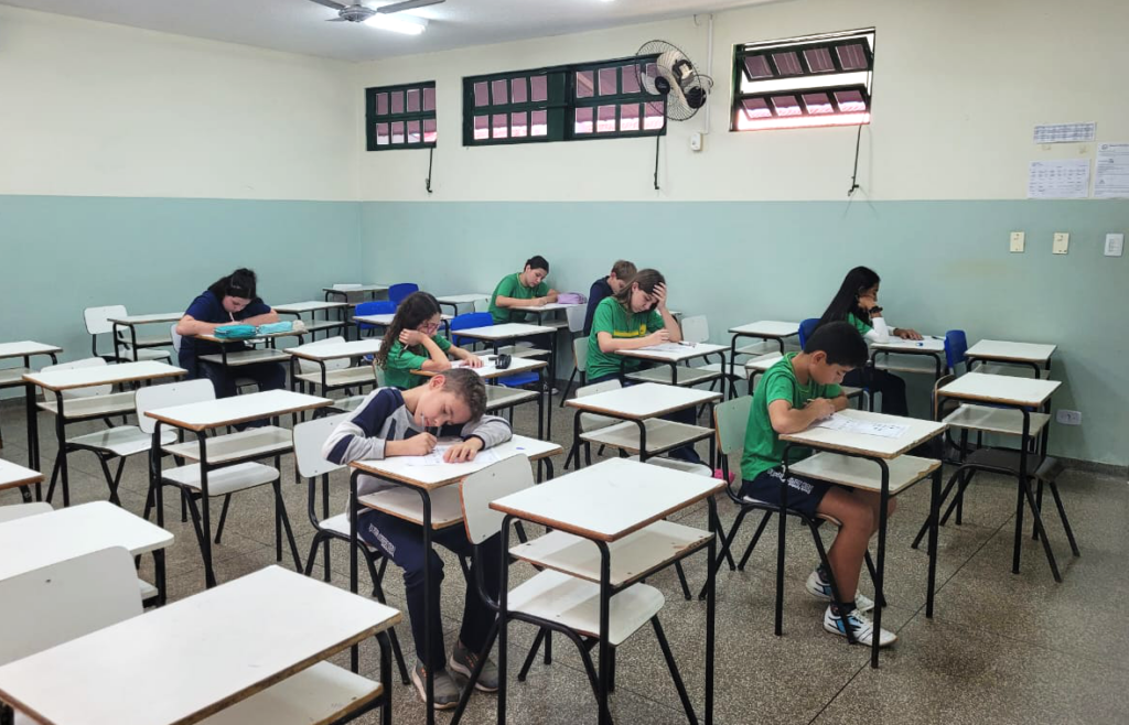 Grupo de Estudos de Iniciação Científica em Matemática - PROJETO OME - Olimpíada de Matemática nas Escolas