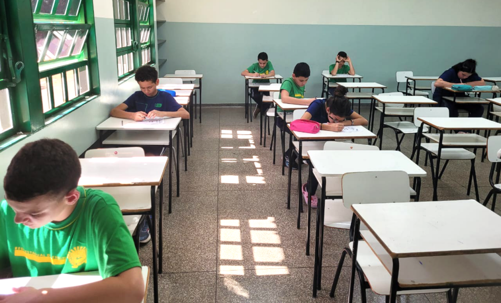 Grupo de Estudos de Iniciação Científica em Matemática - PROJETO OME - Olimpíada de Matemática nas Escolas