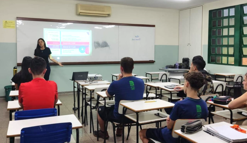 Grupo de Estudos de Iniciação Científica em Matemática - PROJETO OME - Olimpíada de Matemática nas Escolas